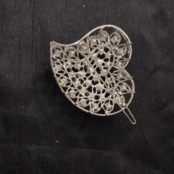 New SET OF 2 -  Pink Crystal Heart Shaped Hair Clip + Diamond Clip - Picture 3 of 5